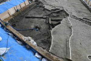 護岸施設を設けた河跡