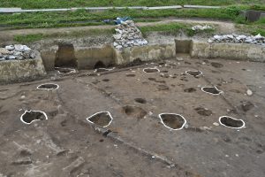 掘立柱建物跡