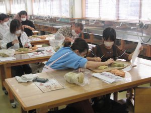 R4古代体験講座「土偶づくり」