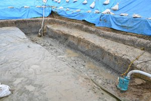 平安時代以前に洪水の層が堆積した様子