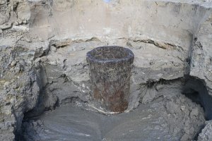 出土した井戸枠