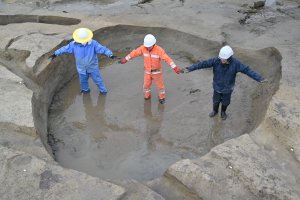 弥生時代中期の大きな土坑
